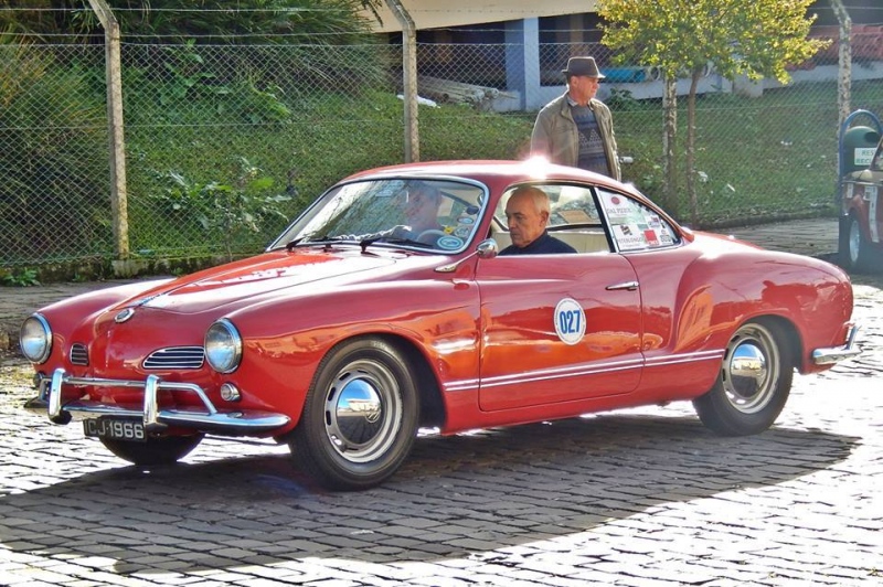 1966 VW Karmann-Ghia